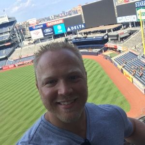 Meet your Posher, Justin